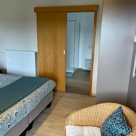Bed and breakfast Au 27 3*